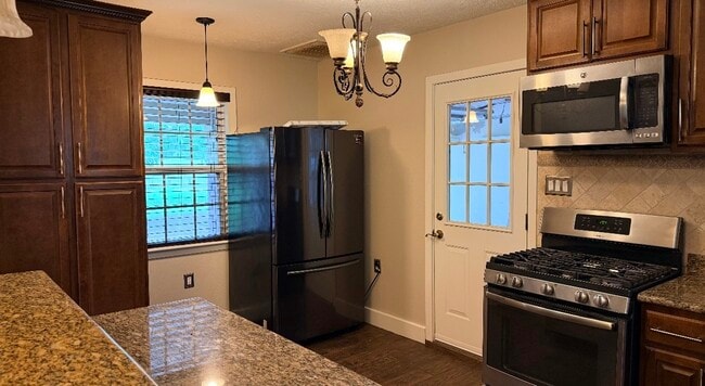 Photo - 340 Westwood Ln