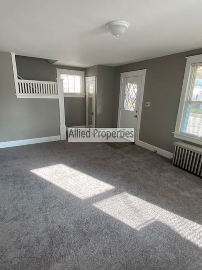 Photo - 969 Harmon Ave