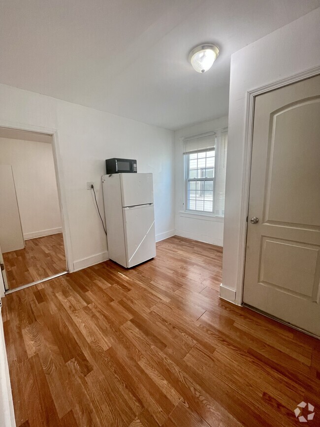 Building Photo - 6 Hamilton St Unit 1 Rental