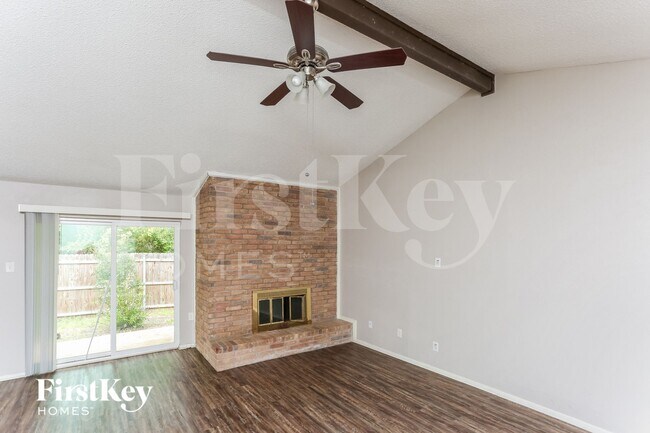 Photo - 1137 Meadow Creek Ct