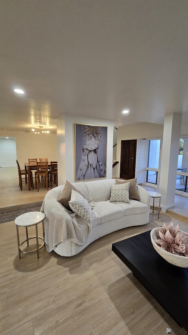 Photo - 2008 S 14th Ave