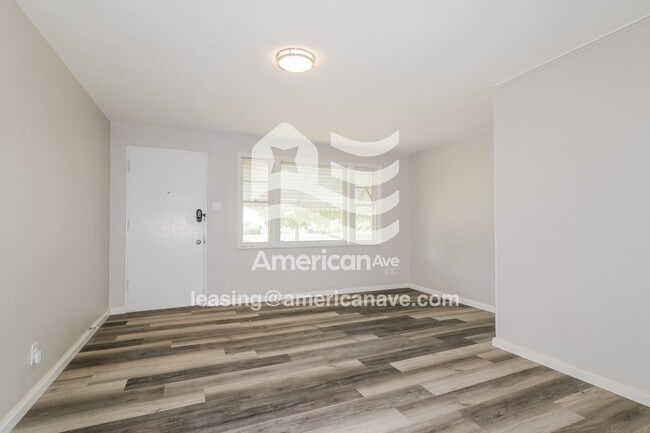Photo - 4424 S 39th St