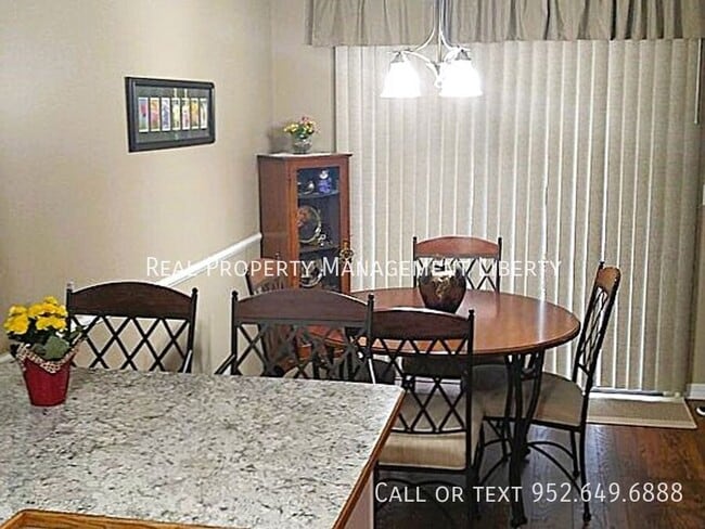Photo - 10425 Decatur Cir