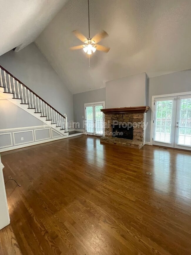 Photo - 4204 N Mountain Rd NE