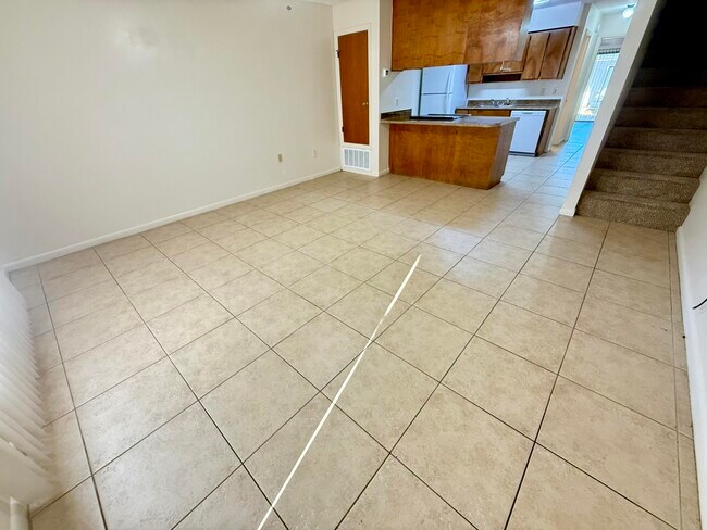 Photo - 153 Scottwood Dr SE