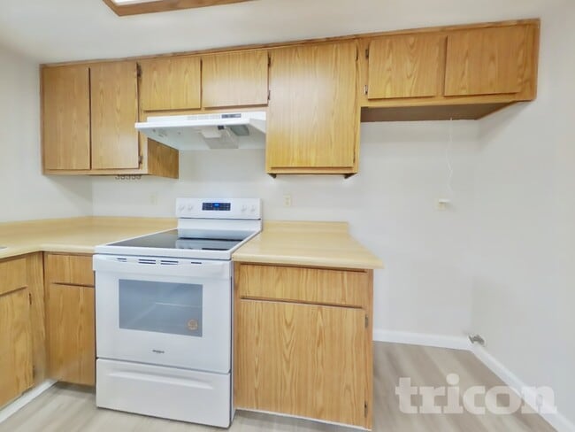 Photo - 9411 Aizenberg Cir