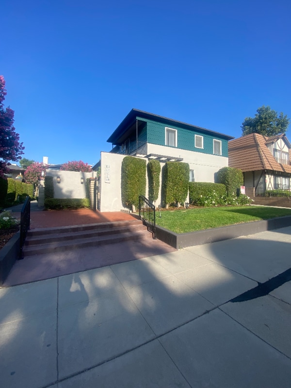 Photo - 283 S El Molino Ave Unidad 12