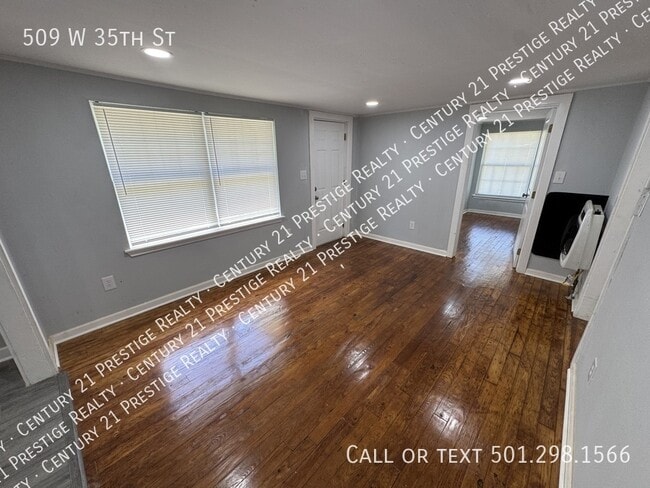 Photo - 509 W 35th St