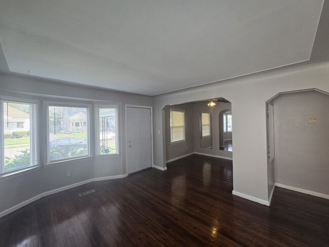 Photo - 2962 S Ethel St