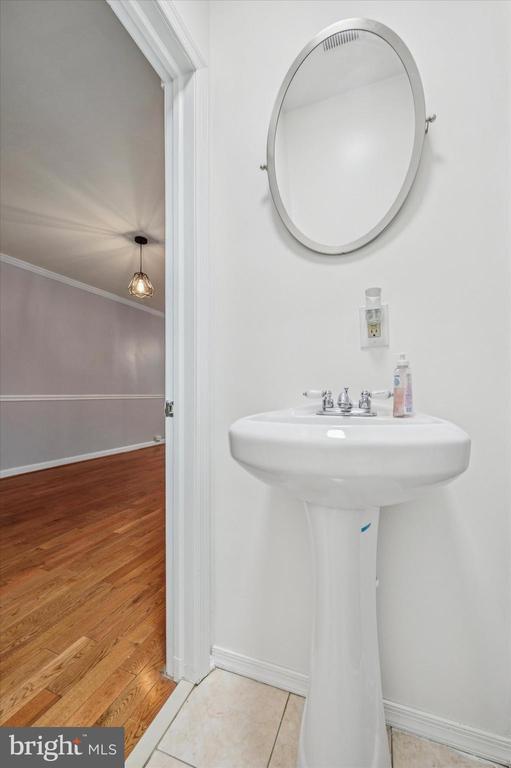 Photo - 1319 N Robinson St