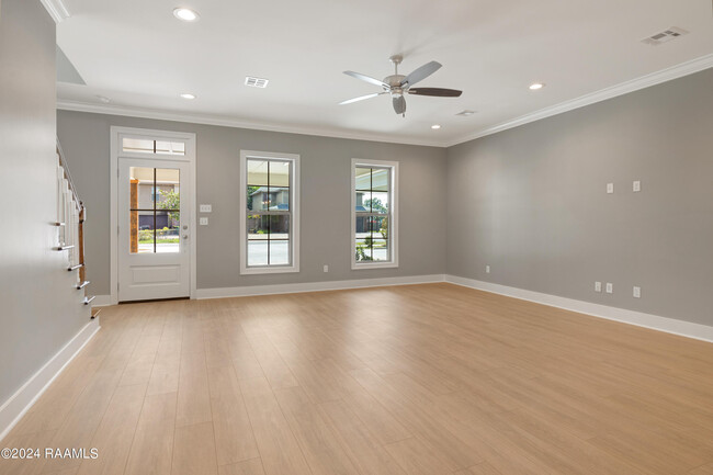 Photo - 190 Emerite Dr Townhome
