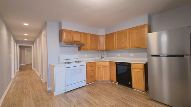 Photo - 3307 S Wallace St Unit 2F