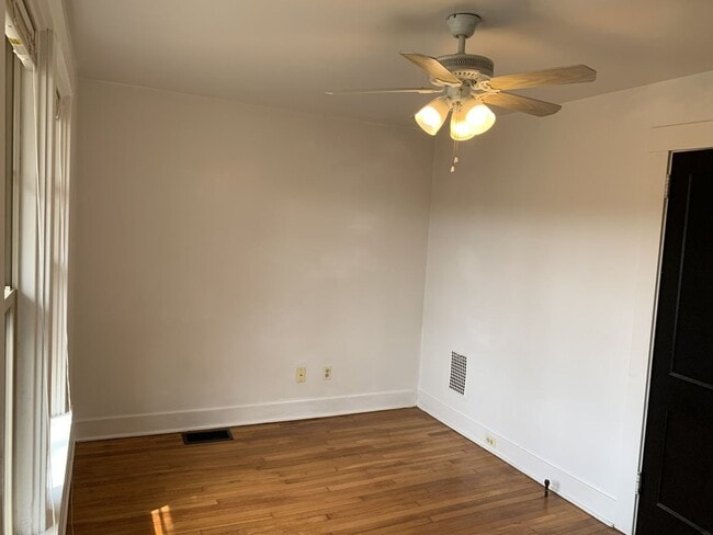Photo - Great 3 bedroom, 2 story Duplex in Squirrel Hill