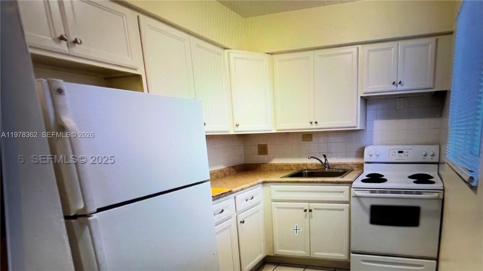 Photo - 701 SW 15th Ave Unit 3