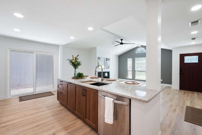 Photo - Charming Modern Home with Chef’s Kitchen & Spacious Outdoor Living