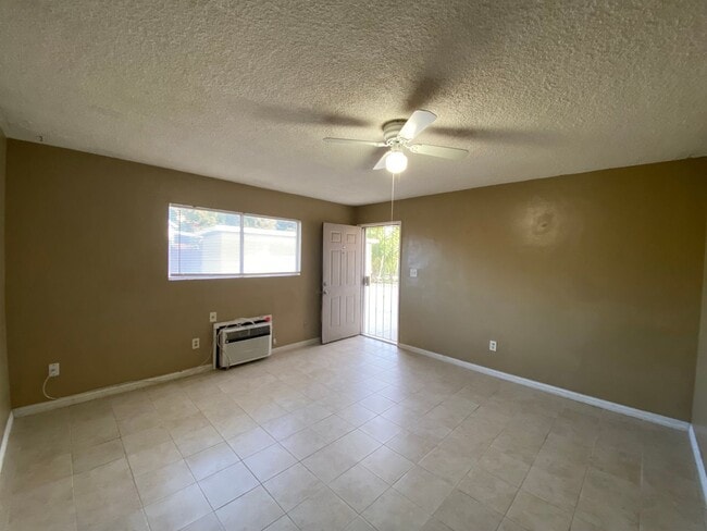 Photo - 210 E Harding Ave Unit C