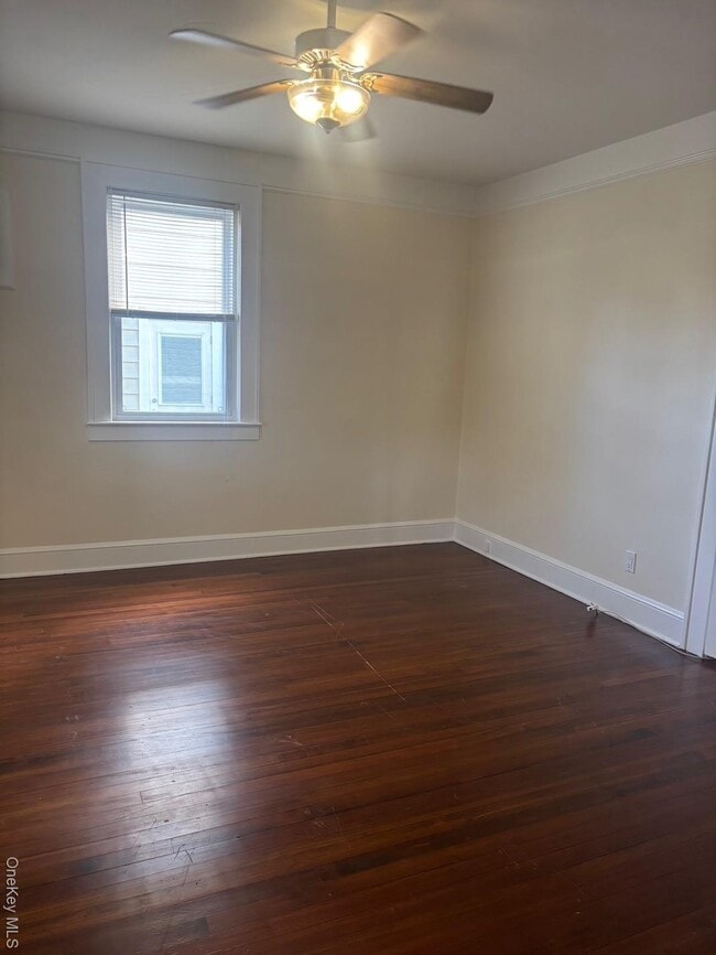 Photo - 15 Miller St Unit 15B Upper