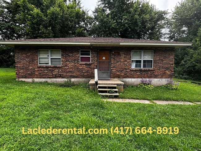 3 Bed/ 1 Bath House - 3 Bed/ 1 Bath House