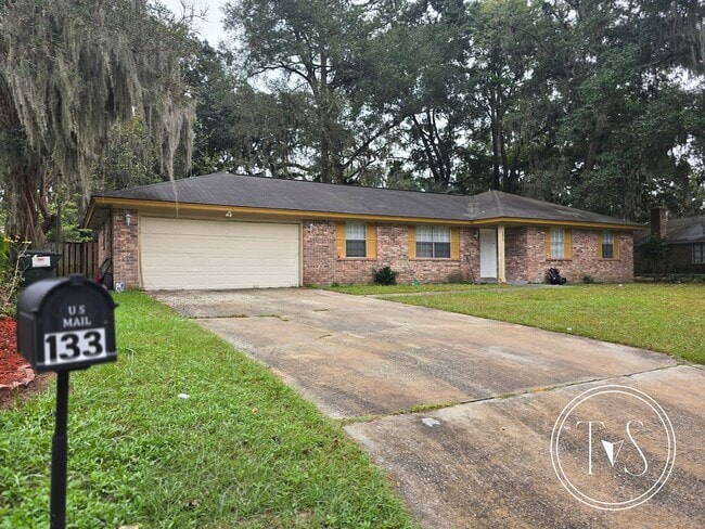 Building Photo - 133 Runaway Point Rd