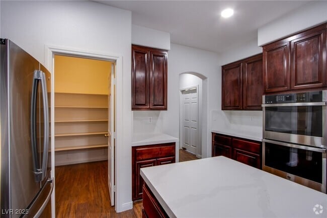 Building Photo - 9213 Grand Gate St Rental
