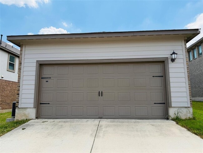 Photo - 2013 Hat Bender Lp