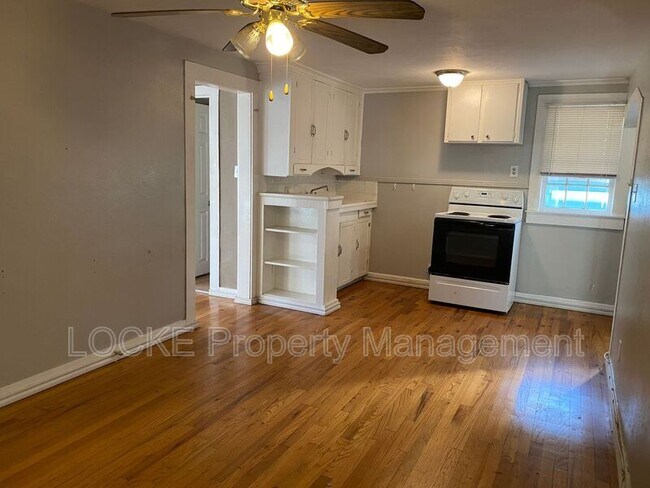 Photo - 3132 Greene Ave