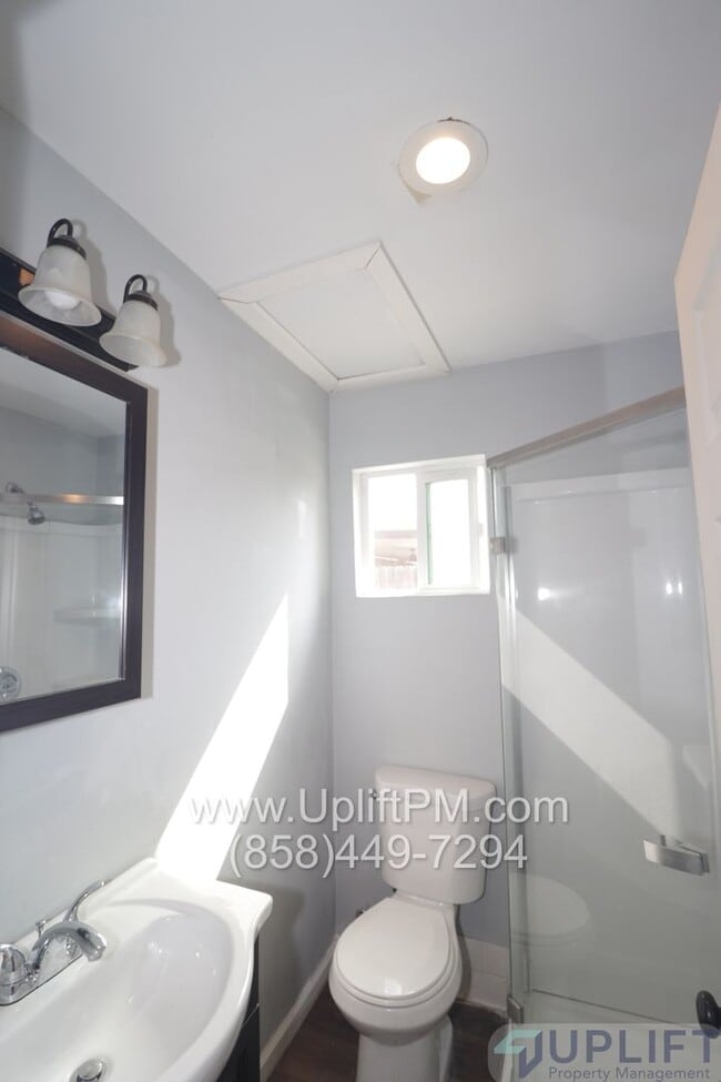Photo - 1 bedroom 1 bathroom, private entrance ADU... Unidad ADU