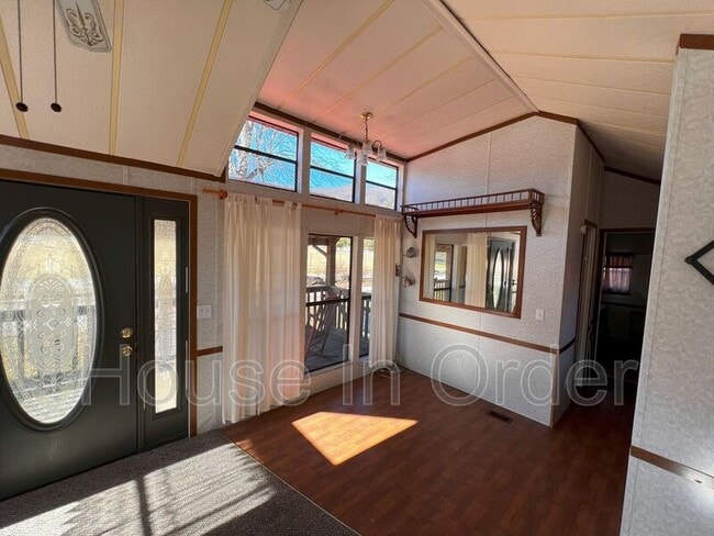 Photo - 127 Crider Cir