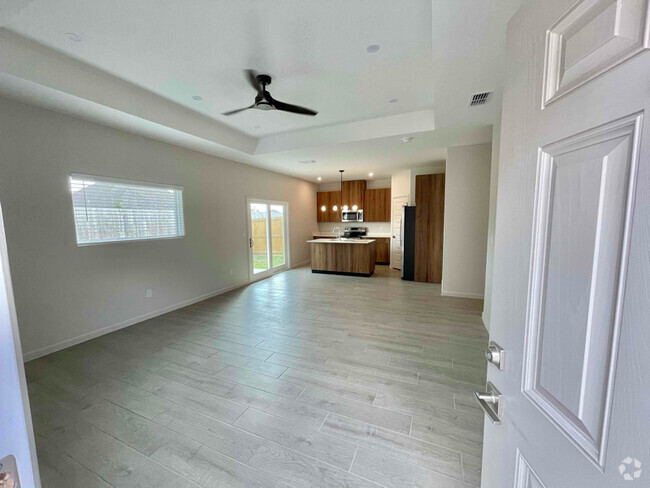 Building Photo - 3417 Duke Ave Unit 3 Rental