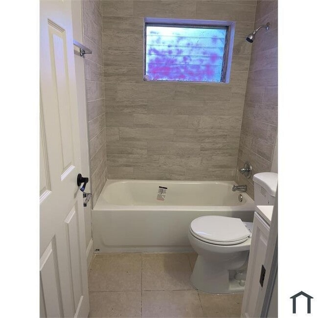 Photo - 531 21st St Unidad B