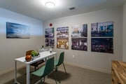 2BR, 2BA - 1095 SF