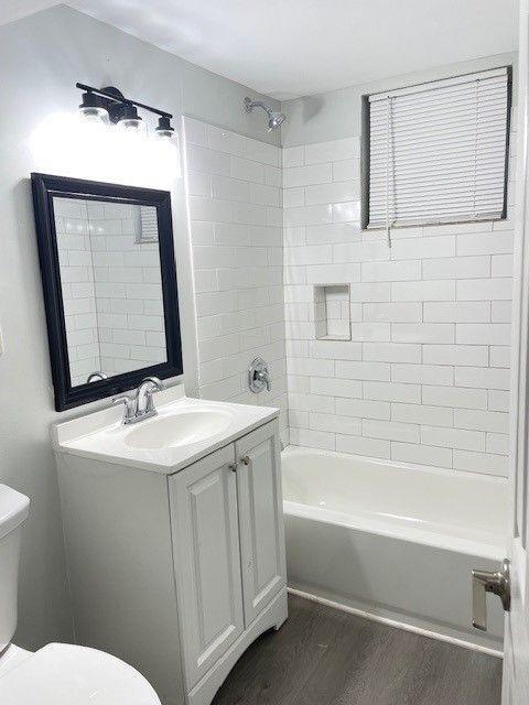 Photo - 665 Barnes Dr