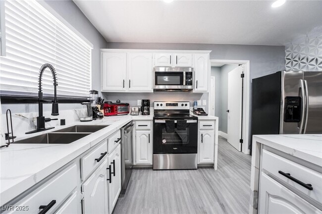 Photo - 7439 Trudy Ln