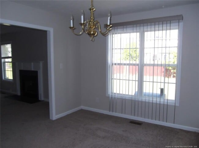 2937 Piney Mountain Dr