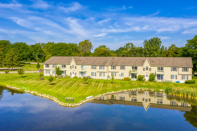 Lake of the Hills Apartment Homes - Lake of the Hills Apartment Homes