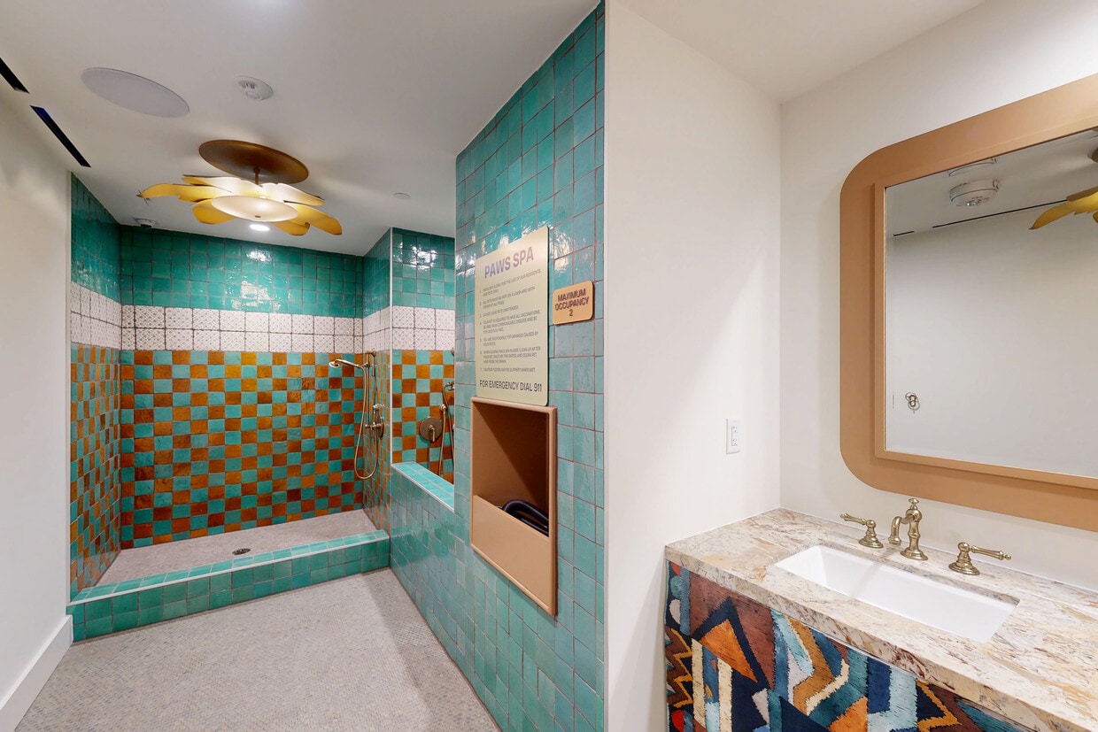 Photo - NOVEL 14th Street by Crescent Communities Apartments