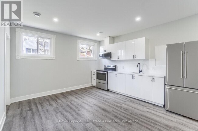 Photo - 39 Welland Ave Unité 2