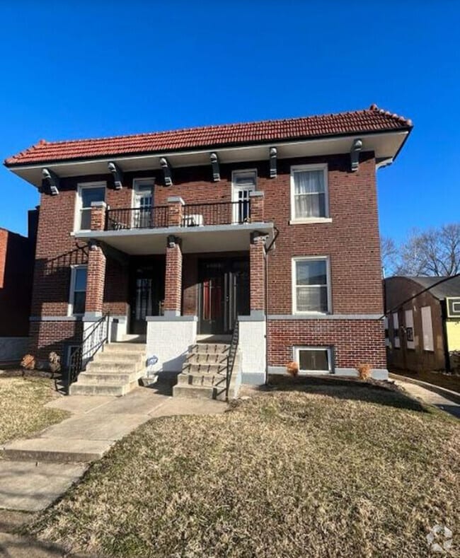 Building Photo - 4654 S Grand Blvd Rental