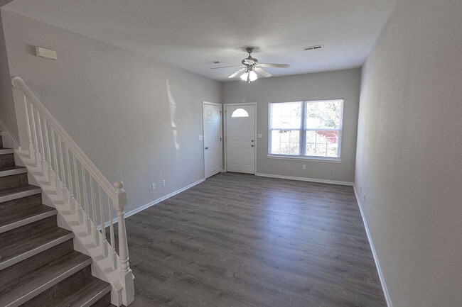 Photo - 5000 Derby Ridge Dr Unit 203