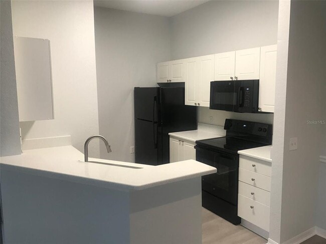 Photo - 5122 Northridge Rd Unit 306