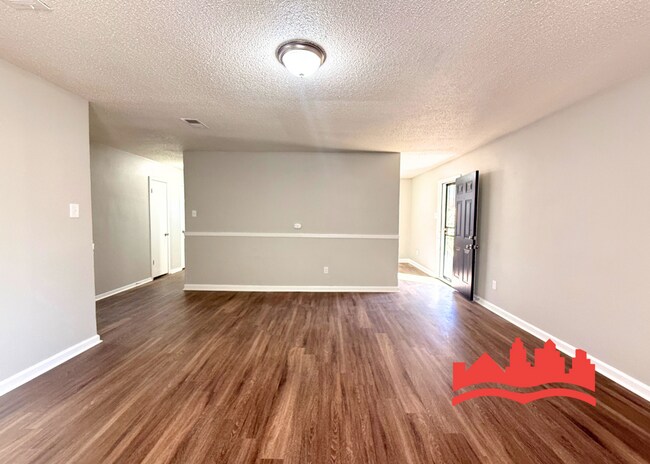 Photo - 3865 Kerwin Dr