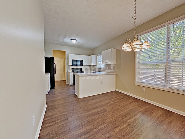 Photo - 2319 Clipper Ln