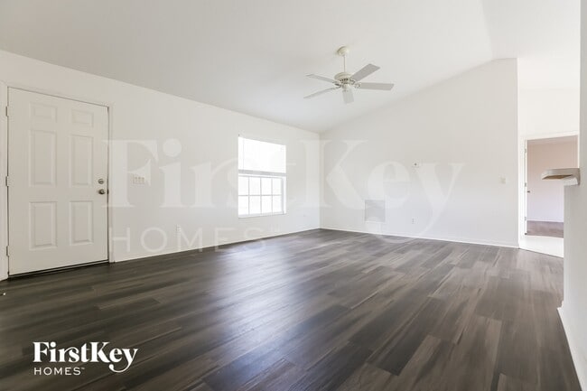 Photo - 11092 Vanessa Ave