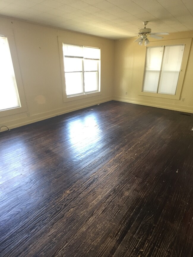 Photo - 1620 23rd Ave E