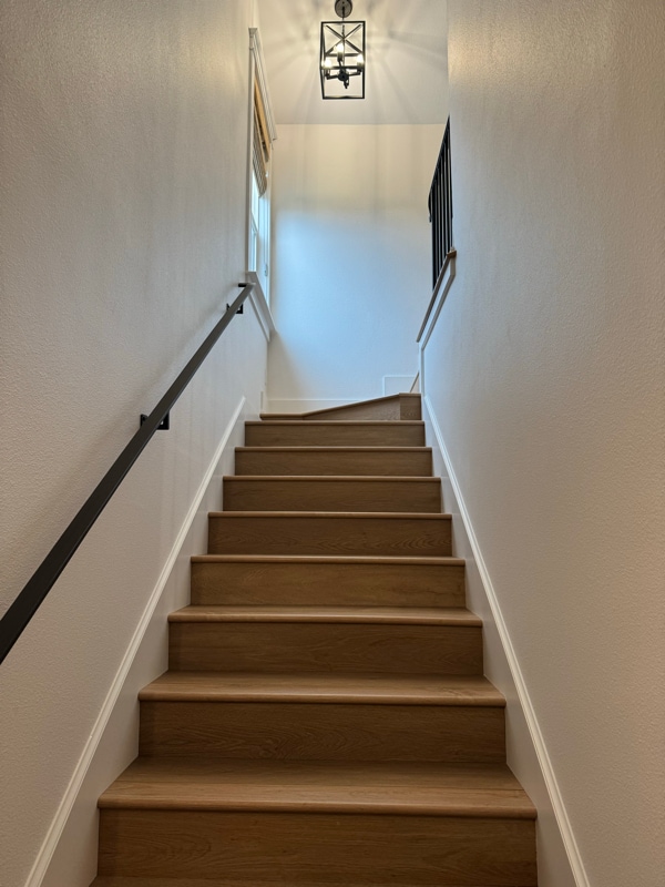 Photo - 2345 Bushnell St