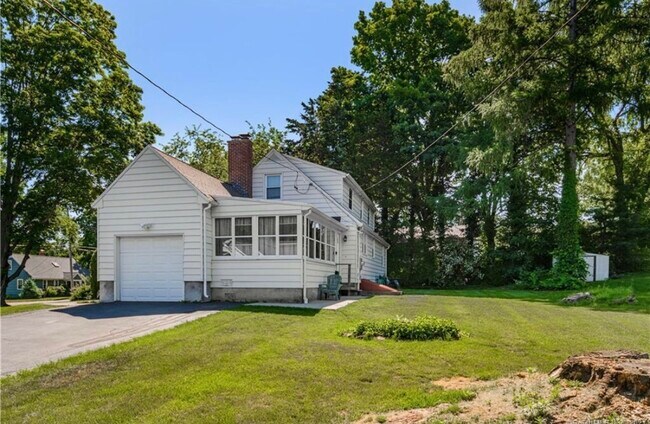 Driveway can Park 4 Cars - 80 Klarman Dr