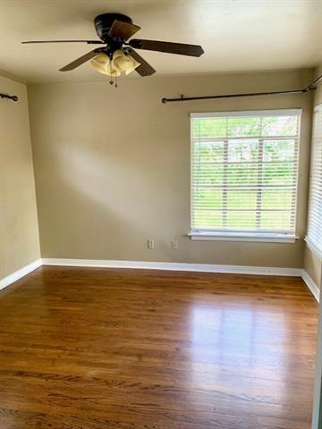 Photo - 4024 Lovell Ave