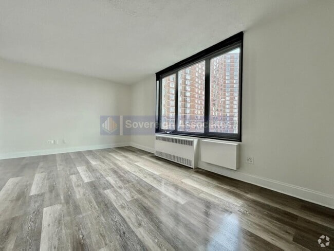 Building Photo - 3333 Broadway Rental