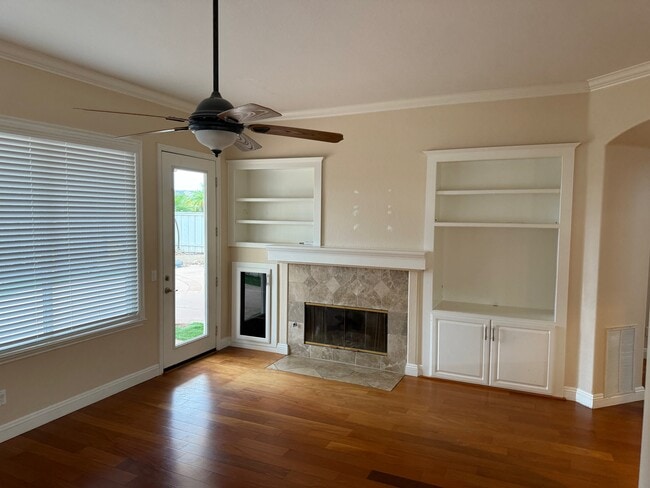 Photo - 12184 Oakview Way