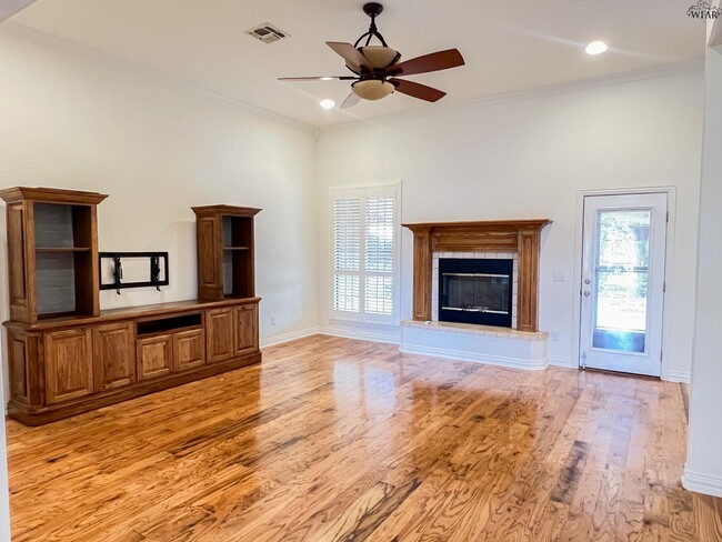 Photo - 1703 Rockridge Dr